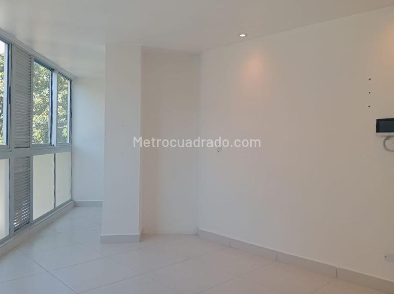 Aparatamento Tipo Estudio de 1 Alcoba en Laureles (Exterior) para Arriendo - 4