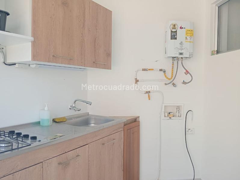 Aparatamento Tipo Estudio de 1 Alcoba en Laureles (Exterior) para Arriendo - 9