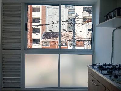 Apartamento de 1 alcoba en venta en Laureles, Medellín, 46 m² · foto 10 de 14