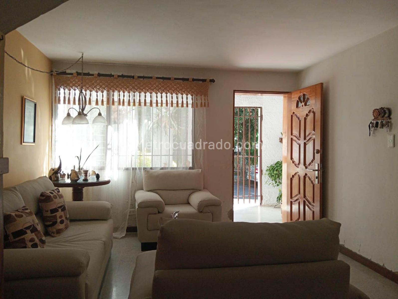 Casa de 4 habitaciones en venta en Simon Bolivar, Medellín — imagen 1 de 20