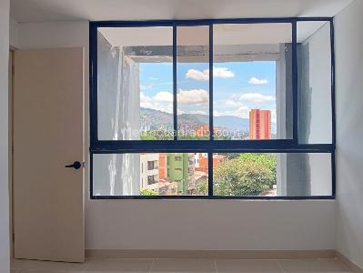 Apartamento de 3 alcobas en venta en La America, Medellín, 100 m² · foto 10 de 19