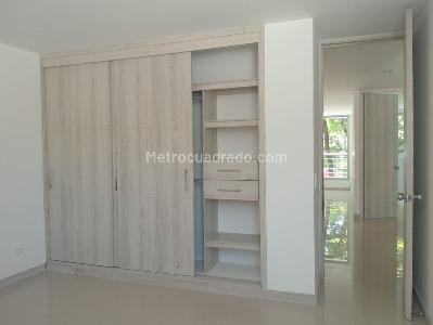 Apartamento en venta en Laureles, Medellín · foto 8 de 20