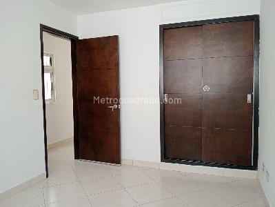 Apartamento de 4 alcobas en venta en Laureles, Medellín, 172 m² · foto 8 de 20