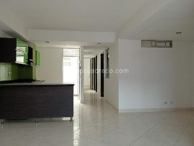Apartamento en venta en Laureles, Medellín · foto 3 de 17