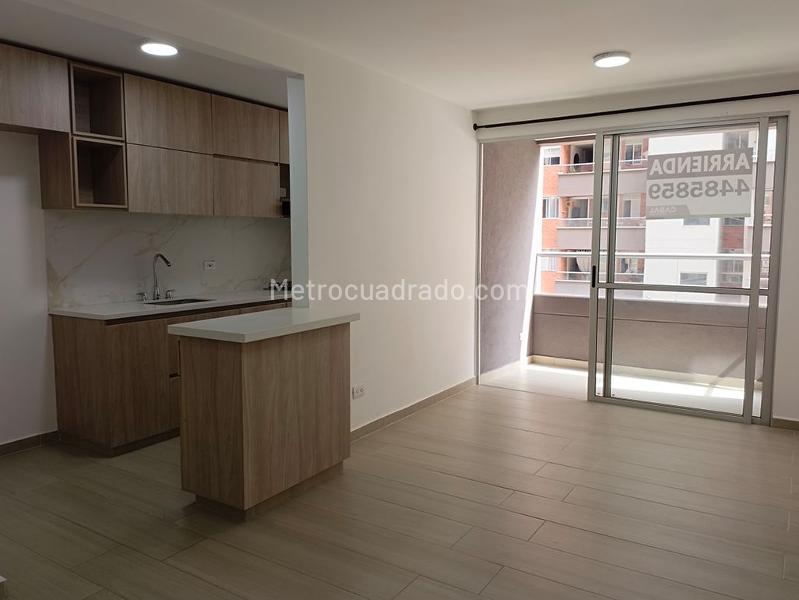 Apartamento de 3 Alcobas con Amenidades en Guayabal