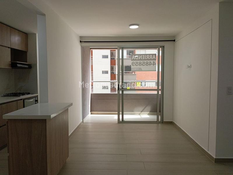 Apartamento de 3 Alcobas con Amenidades en Guayabal - 2