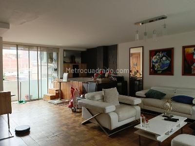 Apartamento en venta en La Candelaria, Medellín · foto 4 de 17