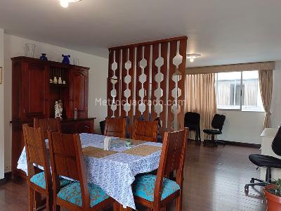 Apartamento en venta en La Candelaria, Medellín · foto 2 de 19