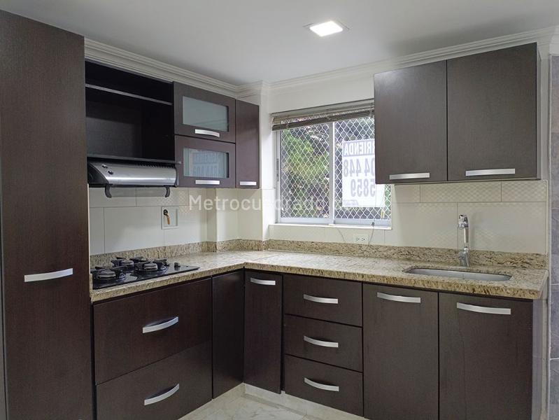 Apartamento amplio de 3 alcobas en Belén (La Mota) - 7