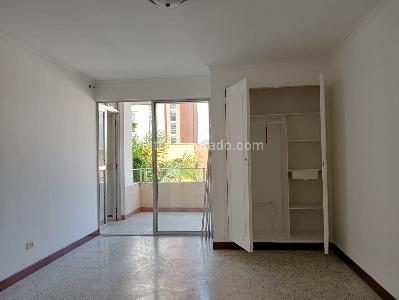 Apartamento de 3 alcobas en venta en Laureles, Medellín, 116 m² · foto 13 de 20