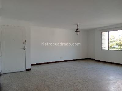 Apartamento de 3 alcobas en venta en Laureles, Medellín, 116 m² · foto 3 de 20