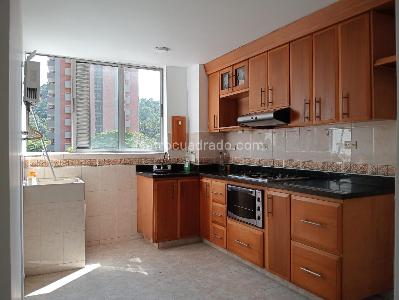 Apartamento de 3 alcobas en venta en Laureles, Medellín, 116 m² · foto 7 de 20