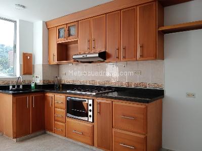 Apartamento de 3 alcobas en venta en Laureles, Medellín, 116 m² · foto 8 de 20