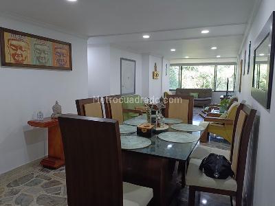 Apartamento de 3 alcobas en venta en Belen, Medellín, 152 m² · foto 4 de 20