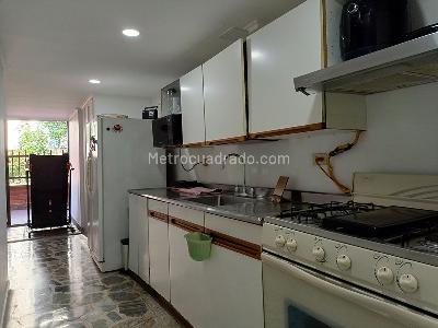 Apartamento de 3 alcobas en venta en Belen, Medellín, 152 m² · foto 5 de 20