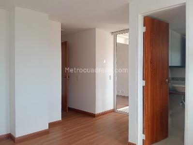 Apartamento de 2 alcobas en venta en Laureles, Medellín, 73 m² · foto 13 de 19