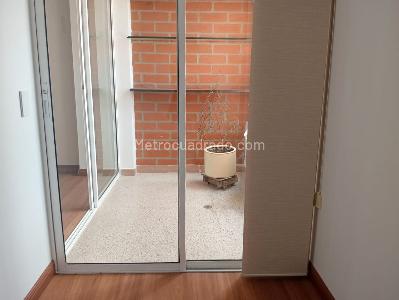 Apartamento de 2 alcobas en venta en Laureles, Medellín, 73 m² · foto 19 de 19