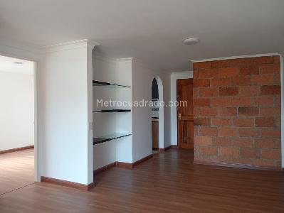 Apartamento de 2 alcobas en venta en Laureles, Medellín, 73 m² · foto 3 de 19