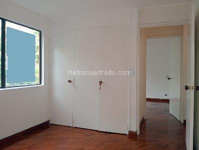 Apartamento de 3 alcobas en venta en Laureles, Medellín, 96 m² · foto 12 de 20