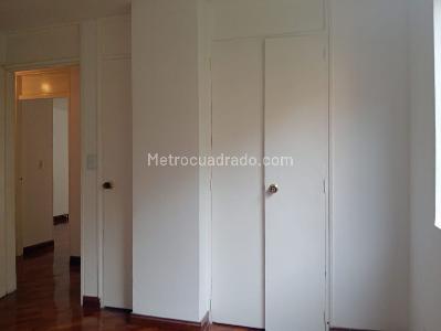Apartamento de 3 alcobas en venta en Laureles, Medellín, 96 m² · foto 13 de 20