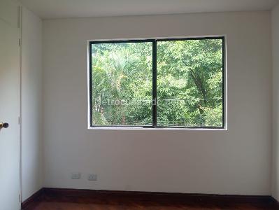 Apartamento de 3 alcobas en venta en Laureles, Medellín, 96 m² · foto 16 de 20