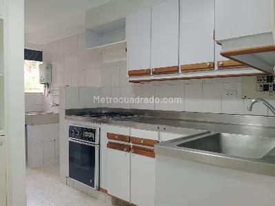 Apartamento de 3 alcobas en venta en Laureles, Medellín, 96 m² · foto 8 de 20