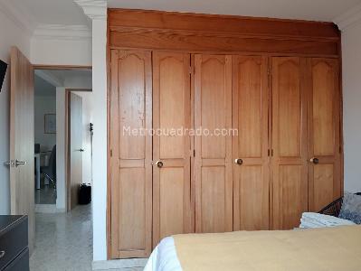 Apartamento de 3 alcobas en venta en Laureles, Medellín, 150 m² · foto 10 de 20
