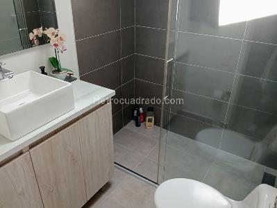 Apartamento de 3 alcobas en venta en Laureles, Medellín, 150 m² · foto 18 de 20
