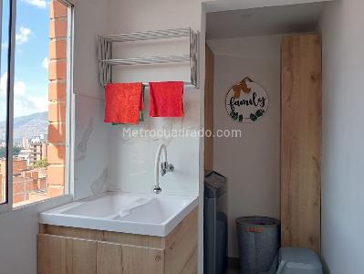 Apartamento de 3 alcobas en venta en Laureles, Medellín, 150 m² · foto 19 de 20