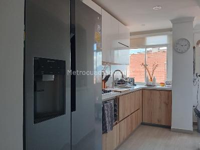 Apartamento de 3 alcobas en venta en Laureles, Medellín, 150 m² · foto 7 de 20