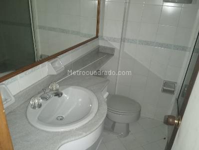 Apartamento de 3 alcobas en venta en Laureles, Medellín, 155 m² · foto 13 de 16
