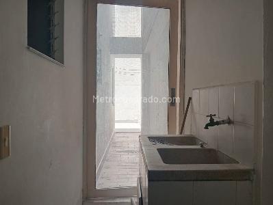 Apartamento de 3 alcobas en venta en Laureles, Medellín, 155 m² · foto 15 de 16