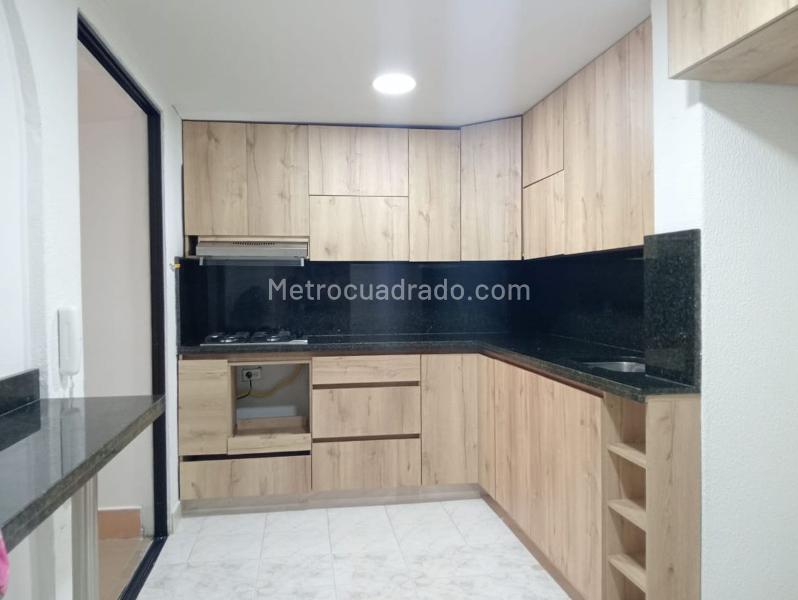 Spacious 2BR Apartment in Laureles - 3
