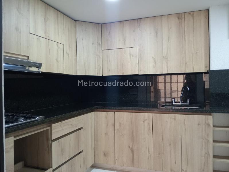 Spacious 2BR Apartment in Laureles - 4
