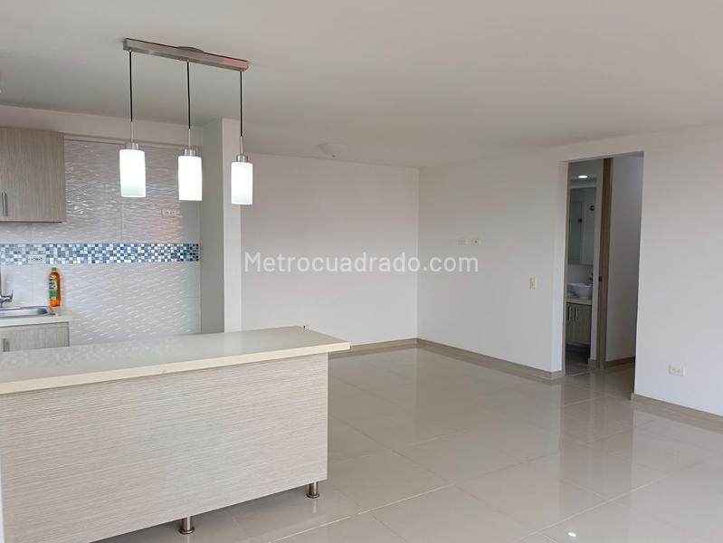 Cozy 3BR Apartment in Belen - 5