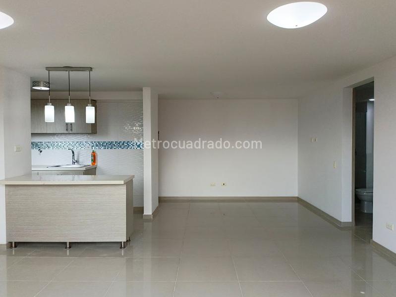 Cozy 3BR Apartment in Belen - 6