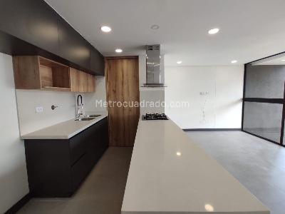 Apartamento en venta en Belen, Medellín · foto 2 de 13