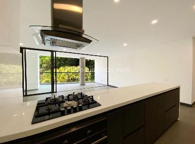 Apartamento en venta en Belen, Medellín · foto 3 de 13