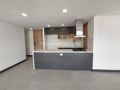 Apartamento de 3 alcobas en venta en Belen, Medellín, 77 m² · foto 5 de 14