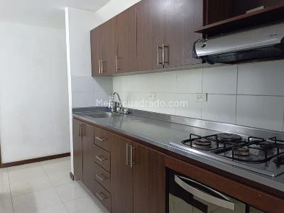 Apartamento en arriendo en Belen, Medellín · foto 9 de 17