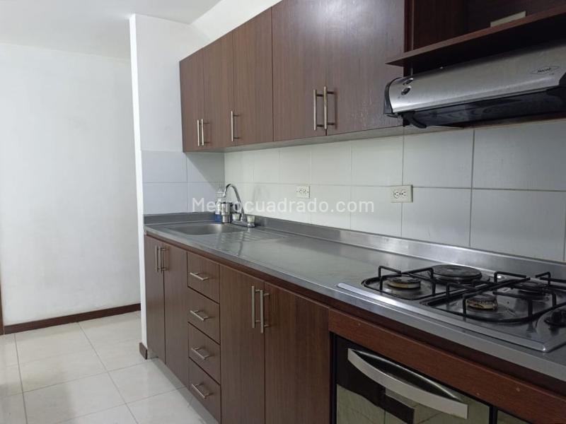 Apartamento de 2 Alcobas en Belén con Balcón y Parqueadero Cubierto - 9