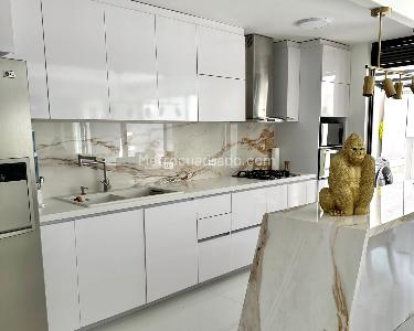 Casa de 2 alcobas en venta en Belen, Medellín, 220 m² · foto 5 de 14