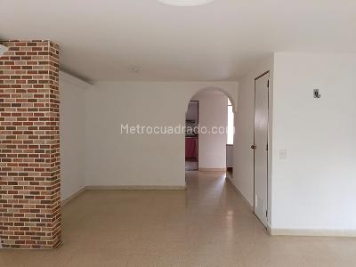 Apartamento de 3 alcobas en venta en Belen, Medellín, 122 m² · foto 4 de 18
