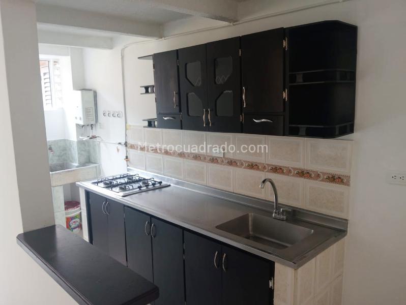3BR Apartment for Rent in Laureles with Pool & Gym - 4