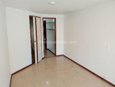 Apartamento de 2 alcobas en venta en Laureles, Medellín, 91 m² · foto 10 de 16