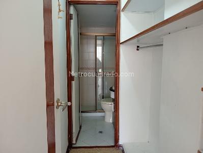 Apartamento de 2 alcobas en venta en Laureles, Medellín, 91 m² · foto 14 de 16