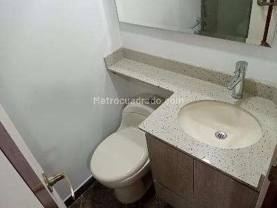 Apartamento de 2 alcobas en venta en Laureles, Medellín, 91 m² · foto 15 de 16