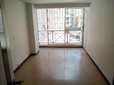 Apartamento de 2 alcobas en venta en Laureles, Medellín, 91 m² · foto 8 de 16