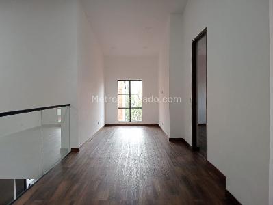 Apartamento de 3 alcobas en venta en Laureles, Medellín, 166 m² · foto 14 de 18