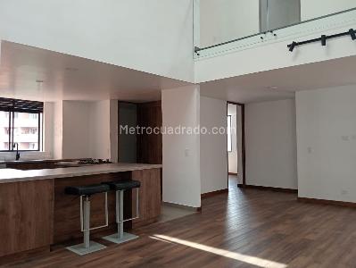 Apartamento de 3 alcobas en venta en Laureles, Medellín, 166 m² · foto 3 de 18